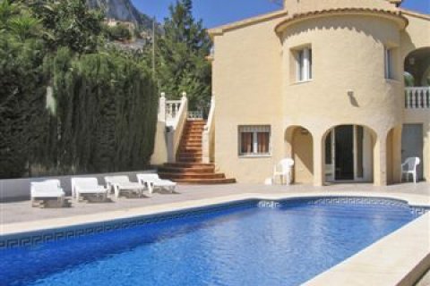 Villa for sale Calpe, Alicante, Spain 6 bedrooms, 206 sq.m. No. 107380 - photo 1