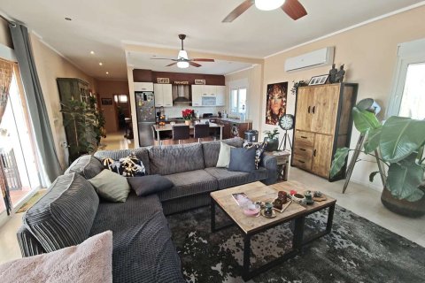 Villa pārdošanā Sax, Alicante, Spānijā 3 istabas, 170 m2 Nr. 142804 - attēls 16