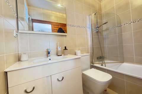 Villa à vendre à Villamartin, Alicante, Espagne, 3 chambres, 150 m2 No. 142803 - photo 22