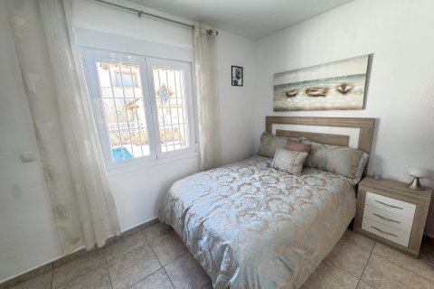 Villa à vendre à Villamartin, Alicante, Espagne, 3 chambres, 150 m2 No. 142803 - photo 23