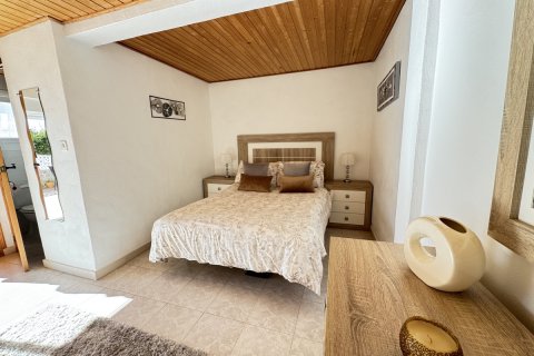 Villa à vendre à Villamartin, Alicante, Espagne, 3 chambres, 150 m2 No. 142803 - photo 11