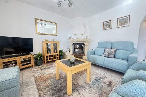 Villa à vendre à Villamartin, Alicante, Espagne, 3 chambres, 150 m2 No. 142803 - photo 18