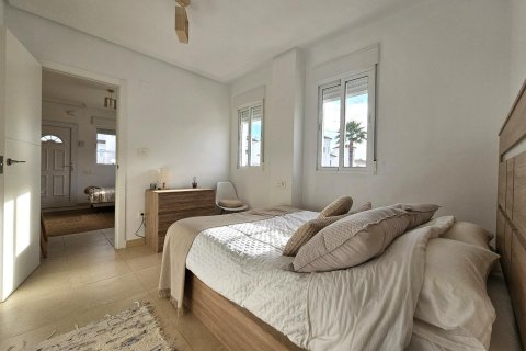 Villetta a schiera in vendita a San Fulgencio, Alicante, Spagna 3 camere da letto, 93 mq. N° 146444 - foto 11