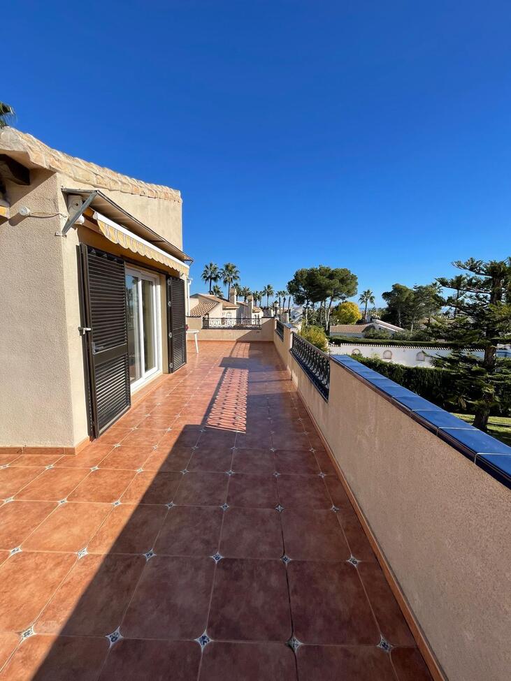 Вилла в Вилламартин, Аликанте, Испания 3 спальни, 140м2 №148397