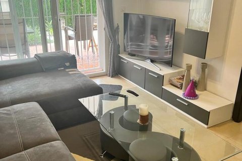 Apartment for sale in Villamartin, Alicante, Spain 3 bedrooms, 90 sq.m. No. 148398 - photo 3