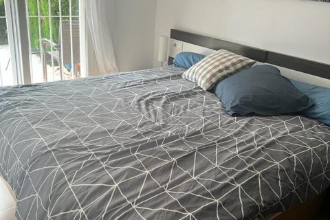 Apartment for sale in Villamartin, Alicante, Spain 3 bedrooms, 90 sq.m. No. 148398 - photo 4