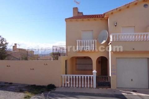 Villa for sale in Lucar, Almeria, Spain 4 bedrooms, 140 sq.m. No. 195961 - photo 1