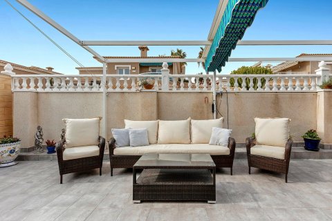 Huvila myytävänä Los Balcones, Alicante, Espanja, 5 makuuhuonetta, 131 m2 No. 116051 - kuva 7