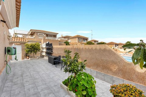 Huvila myytävänä Los Balcones, Alicante, Espanja, 5 makuuhuonetta, 131 m2 No. 116051 - kuva 10