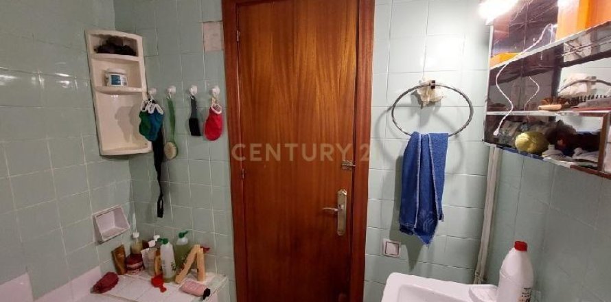 Talo Sabadell, Barcelona, Espanja 71 m2 No. 186562