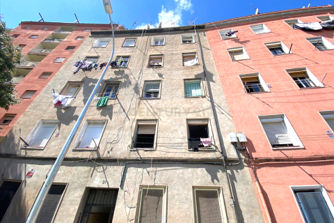 Dom w Barcelona, Hiszpania 2 sypialnie, 54 mkw. nr 186564