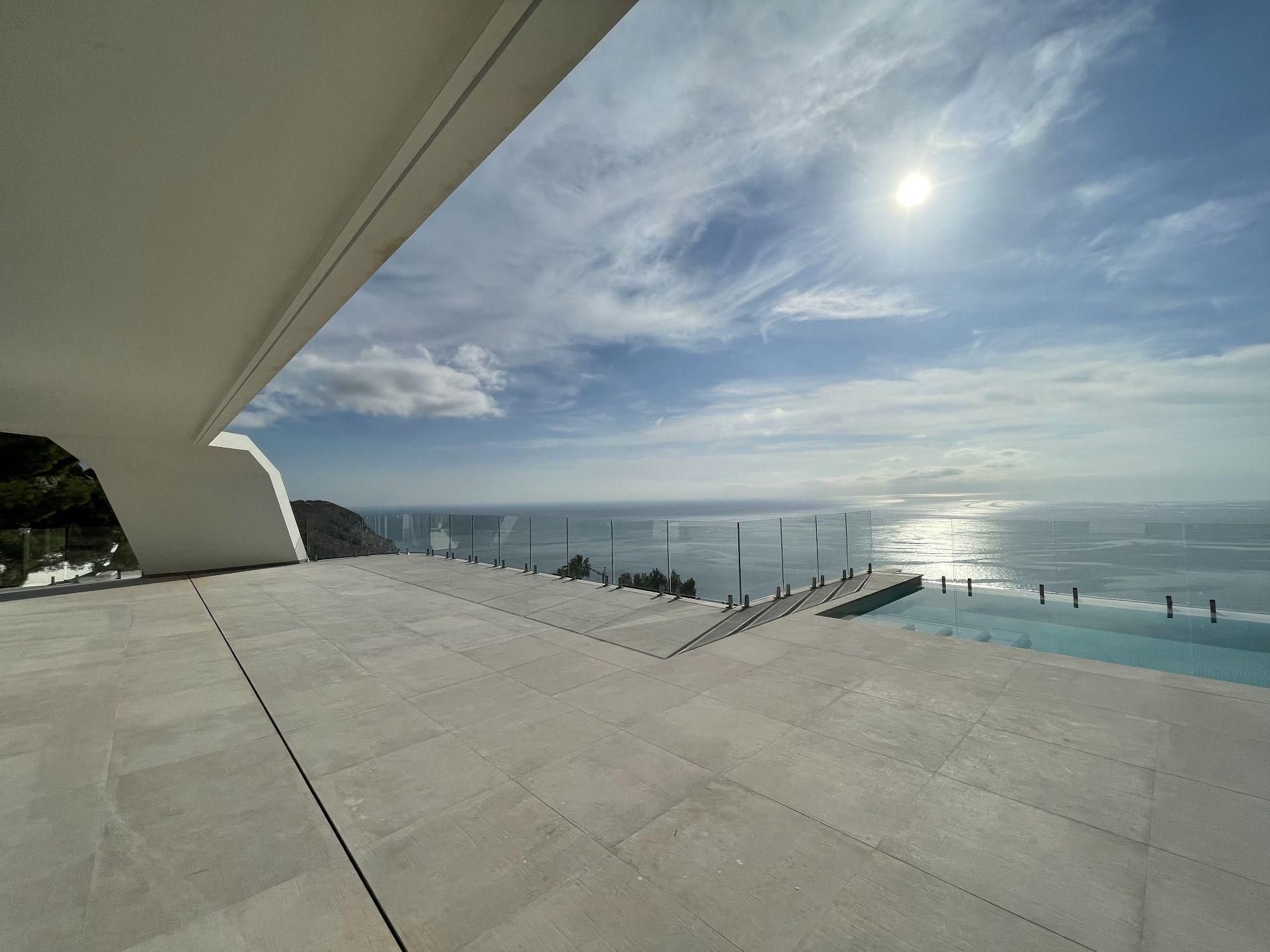 Villa a Altea, Alicante, Spagna 6 camere da letto, 860 mq. N° 95583