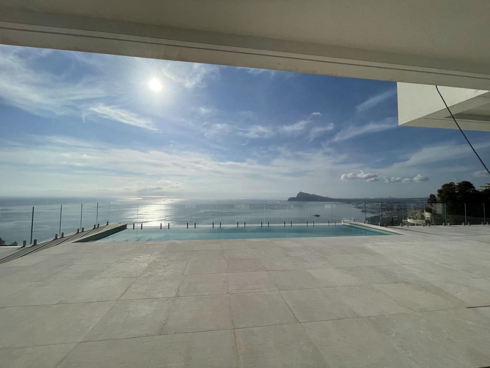 Villa a Altea, Alicante, Spagna 6 camere da letto, 860 mq. N° 95583