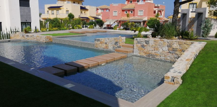 Bungalow Torrevieja, Alicante, Spanien 3 sovrum, 162 kvm. Nr. 134644