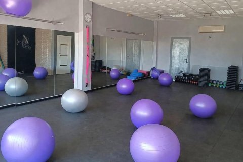 Liikekiinteistö Los Dolses, Alicante, Espanja 77 m2 No. 193009
