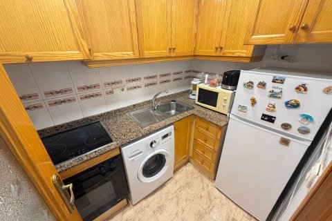 Продажа квартиры в Торревьеха, Аликанте, Испания 2 спальни, 57м2 №193008 - фото 8