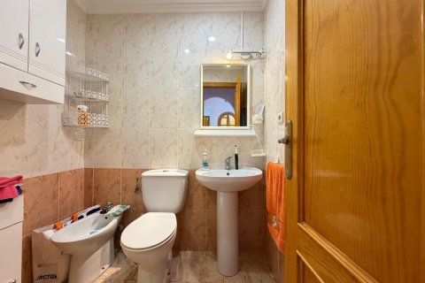 Продажа квартиры в Торревьеха, Аликанте, Испания 2 спальни, 57м2 №193008 - фото 29