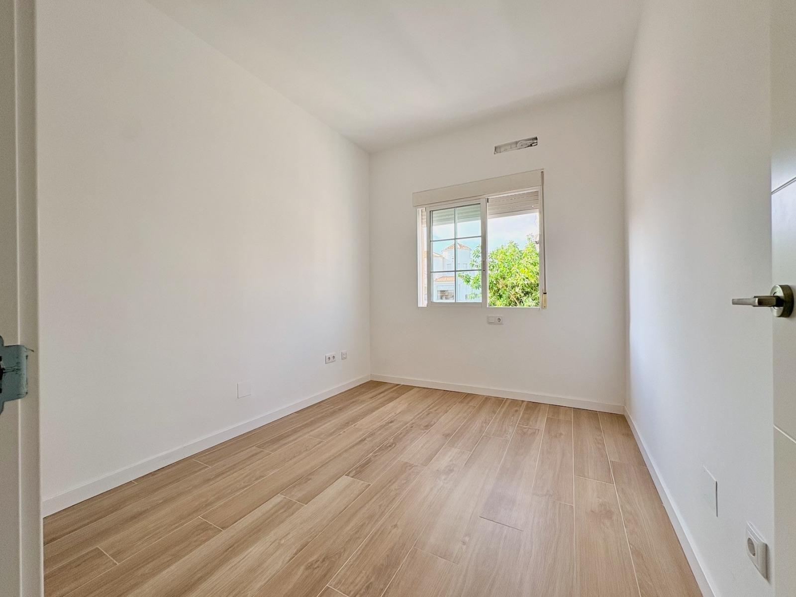 Сasa en Torrevieja, Alicante, España 4 dormitorios, 127 m2 No. 193006