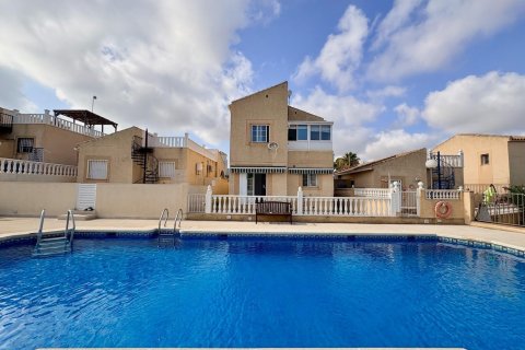 House in Torrevieja, Alicante, Spanien 4 Schlafzimmer, 127 m2 Nr. 193006