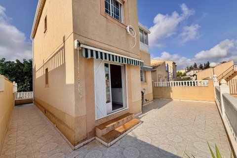 House for sale in Torrevieja, Alicante, Spain 4 bedrooms, 127 sq.m. No. 193006 - photo 3