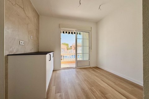 House for sale in Torrevieja, Alicante, Spain 4 bedrooms, 127 sq.m. No. 193006 - photo 12