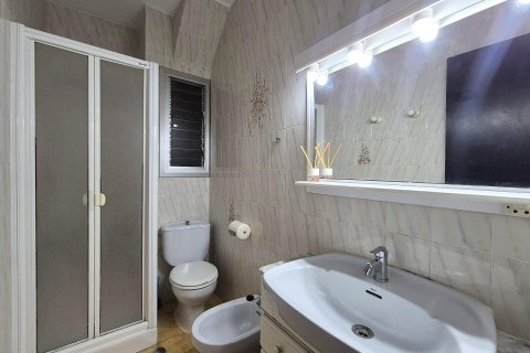 Apartment for sale in Campoamor, Alicante, Spain 1 bedroom, 81 sq.m. No. 193010 - photo 17