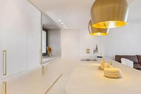 Apartment for sale in Alicante, Spain 3 bedrooms, 110 sq.m. No. 193607 - photo 9