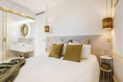 Apartment for sale in Alicante, Spain 3 bedrooms, 110 sq.m. No. 193607 - photo 21