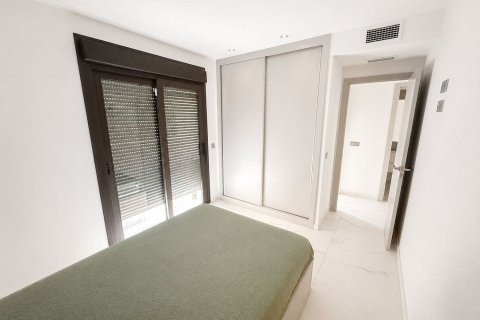 Apartment for sale in Alicante, Spain 4 bedrooms, 165 sq.m. No. 193606 - photo 14
