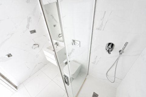 Apartment for sale in Alicante, Spain 4 bedrooms, 165 sq.m. No. 193606 - photo 12