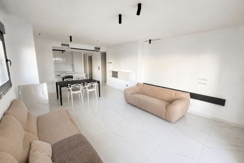 Apartment for sale in Alicante, Spain 4 bedrooms, 165 sq.m. No. 193606 - photo 30