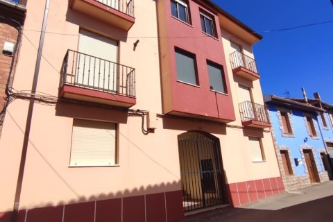 Wohnung zum Verkauf in Leon, Spanien 3 Schlafzimmer, 93 m2 Nr. 185635 - Foto 2