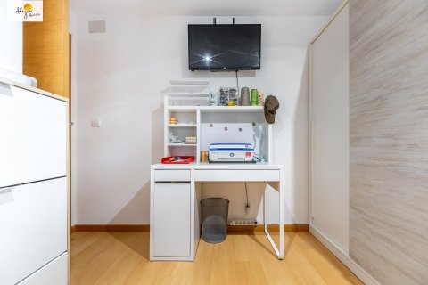 Huoneisto myytävänä Alicante, Espanja, 3 makuuhuonetta, 88 m2 No. 165799 - kuva 15