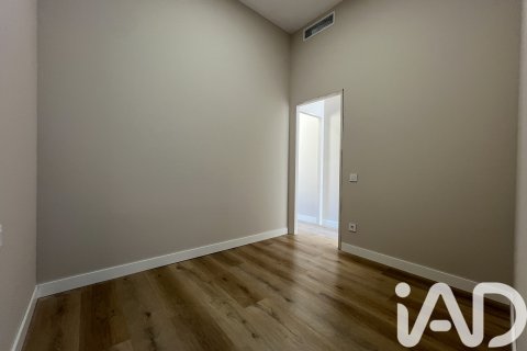 Dúplex en venta en Sabadell, Barcelona, España 3 dormitorios, 123 m2 No. 172112 - foto 18