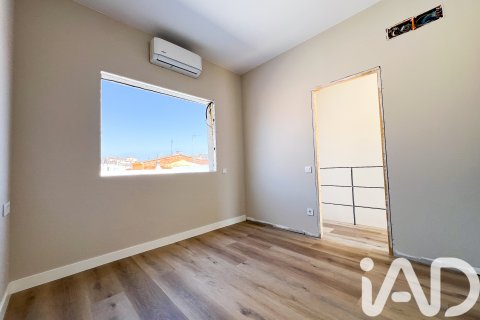 Dúplex en venta en Sabadell, Barcelona, España 3 dormitorios, 123 m2 No. 172112 - foto 25