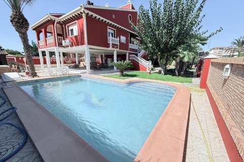 Villa en venta Dehesa De Campoamor, Alicante, España 5 dormitorios, 280 m2 No. 138005 - foto 1