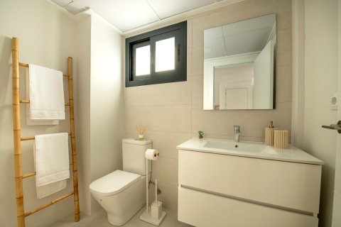 Bungalow w Alicante, Hiszpania 2 sypialnie, 64 mkw. nr 144000 – zdjęcie 10