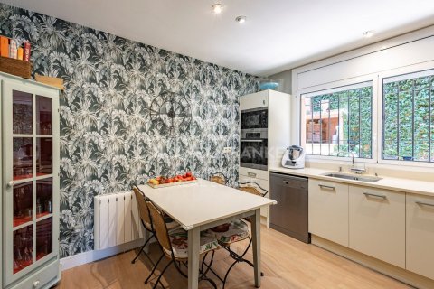 Kamienica w Begur, Girona, Hiszpania 4 sypialnie, 205 mkw. nr 158307 – zdjęcie 15