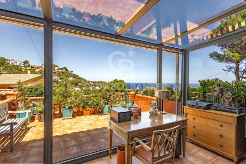 Kamienica w Begur, Girona, Hiszpania 4 sypialnie, 205 mkw. nr 158307 – zdjęcie 3