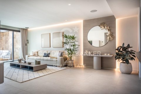 Huoneisto myytävänä Estepona, Malaga, Espanja, 3 makuuhuonetta, 253 m2 No. 158134 - kuva 3