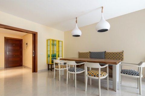 Продажа квартиры в Соль-де-Майорка, Майорка, Испания 3 спальни, 169м2 №148189 - фото 6