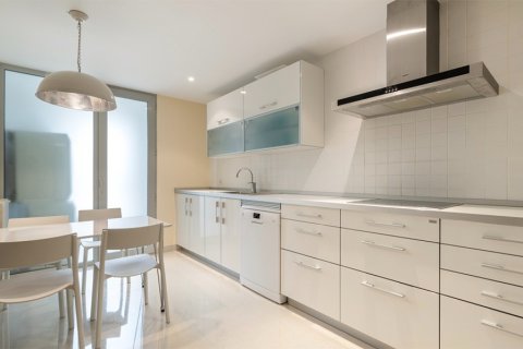 Продажа квартиры в Соль-де-Майорка, Майорка, Испания 3 спальни, 169м2 №148189 - фото 11