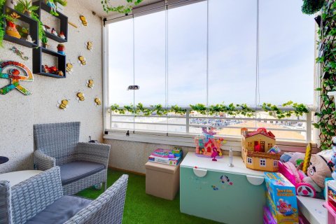 Apartament w Torrevieja, Alicante, Hiszpania 2 sypialnie, 65 mkw. nr 161067 – zdjęcie 26