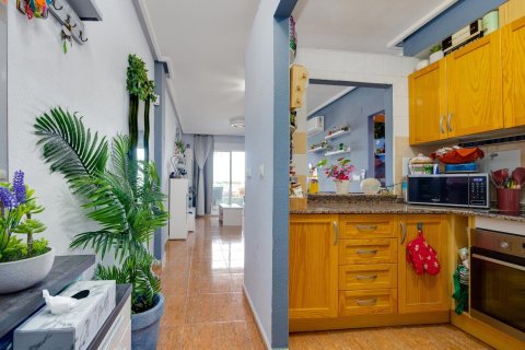 Apartament w Torrevieja, Alicante, Hiszpania 2 sypialnie, 65 mkw. nr 161067 – zdjęcie 9