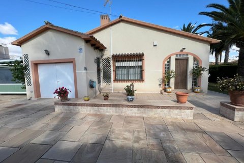 Villa in vendita a Cabo Roig, Alicante, Spagna 3 camere da letto, 140 mq. N° 161065 - foto 4
