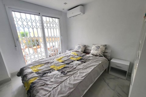 Townhouse zum Verkauf in Torre de la Horadada, Alicante, Spanien 4 Schlafzimmer, 90 m2 Nr. 161068 - Foto 13