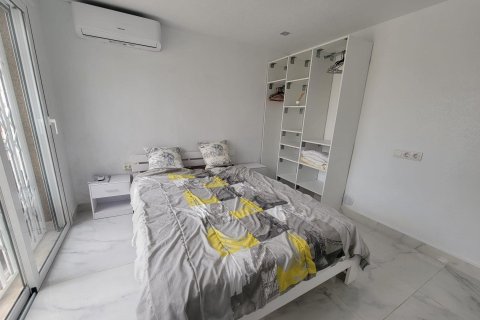 Townhouse zum Verkauf in Torre de la Horadada, Alicante, Spanien 4 Schlafzimmer, 90 m2 Nr. 161068 - Foto 15