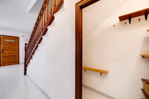 Townhouse zum Verkauf in Torrevieja, Alicante, Spanien 4 Schlafzimmer, 121 m2 Nr. 161066 - Foto 23