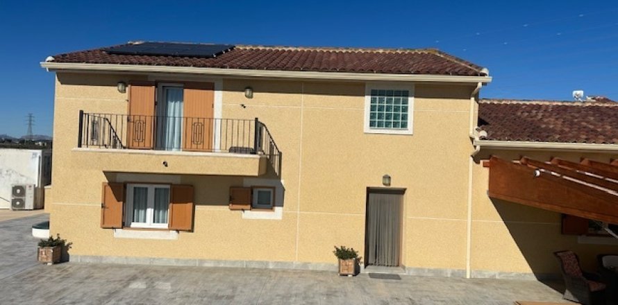 Финка в Сан-Мигель-де-Салинас, Аликанте, Испания 5 спален, №146432