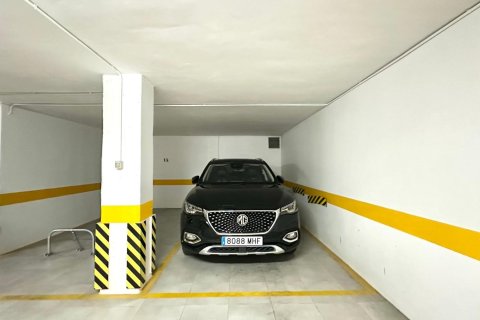 Huoneisto myytävänä Torrevieja, Alicante, Espanja, 3 makuuhuonetta, 93 m2 No. 146429 - kuva 10